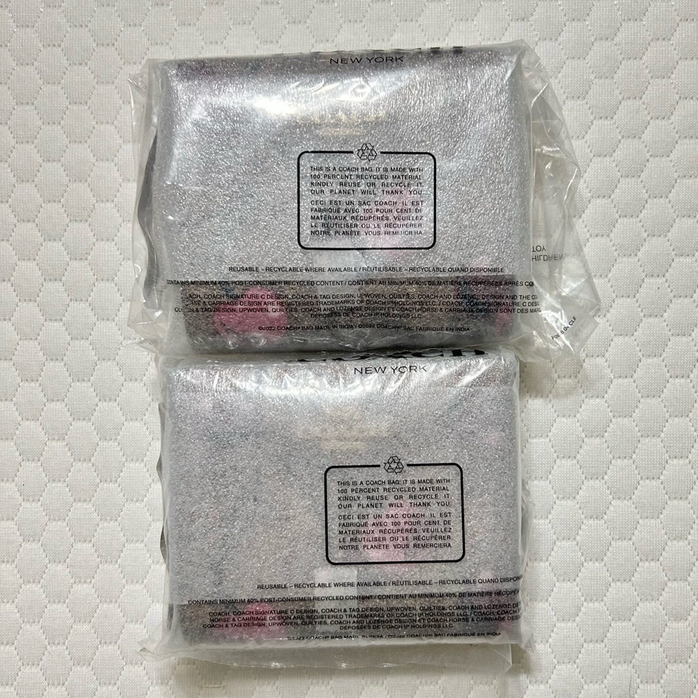Coach Snap Wallet Cherry - Picture 5 of 6